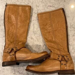 Frye size 7.5 Tan Leather Boot